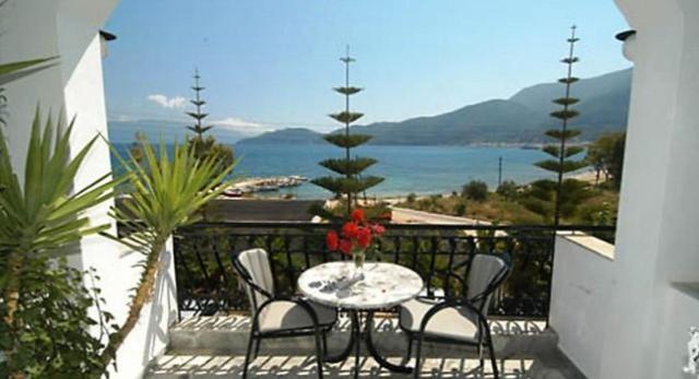 Hotel Athina Karavomylos Exterior foto