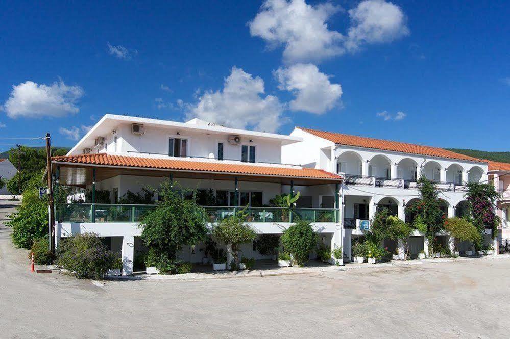 Hotel Athina Karavomylos Exterior foto